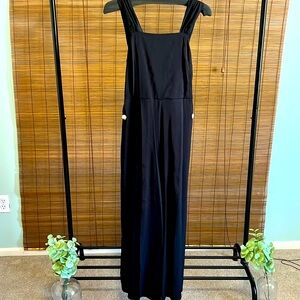 NWT Topshop black jumpsuit, size 6.